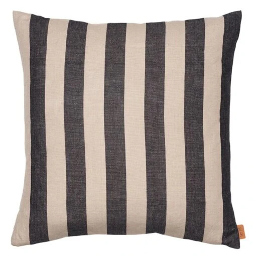 Ferm LIVING Grand Kissen, 50 X 50 Cm, Sand - Schwarz -Kissen Verkaufsv Shop 5017FermLiving AK