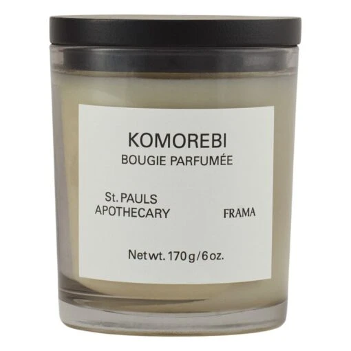 Frama Duftkerze Komorebi, 170 g -Kissen Verkaufsv Shop Frama Komorebi Scented Candle 170g Packshot 1