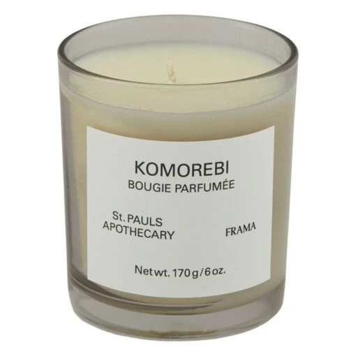 Frama Duftkerze Komorebi, 170 g -Kissen Verkaufsv Shop Frama Komorebi Scented Candle 170g Packshot 2