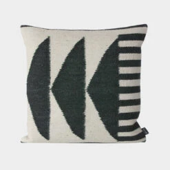 Ferm LIVING Kelim Kissen, Black Lines -Kissen Verkaufsv Shop Kelim cushion 7222 1