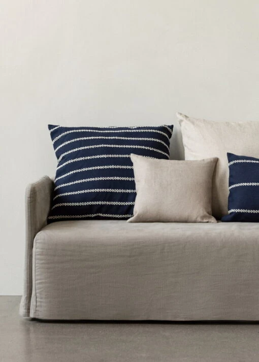 Menu Losaria Kissen, 60 × 60 cm, Indigo -Kissen Verkaufsv Shop MENU Offset Sofa Loose Cover Mimoides Pillow Losaria Pillow 1