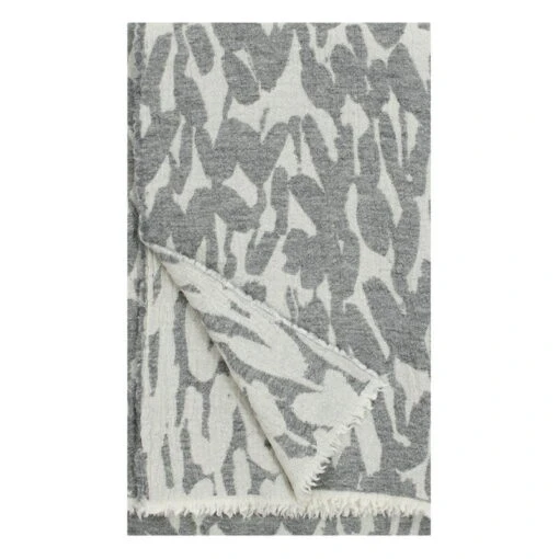 Jäkälä Decke, Weiß - Grau -Kissen Verkaufsv Shop lapuankankurit jakala blanket white grey 1