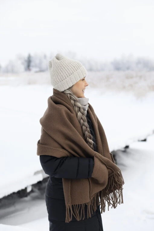 Uni Stola Mit Taschen, Mokka -Kissen Verkaufsv Shop lapuankankurit uni pocket shawl mocca 1