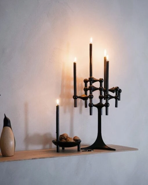 STOFF Nagel Schale, Schwarz -Kissen Verkaufsv Shop lifestyle candle holder stand and black candles christmas black