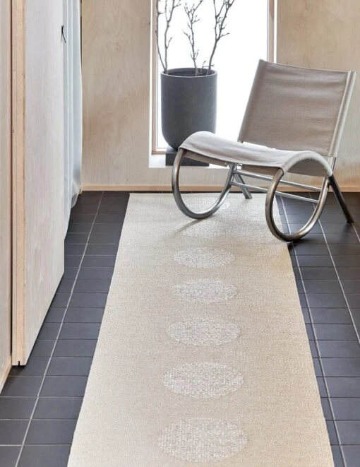 Vera 2.0 Teppich, 70 X 280 Cm, Beige -Kissen Verkaufsv Shop pappelina vera20 beige hallway creative